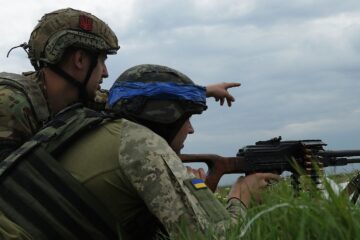 Сили оборони тримають позиції під масованими атаками на Лиманському напрямку