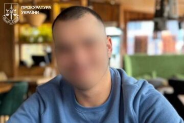 Прокурори викрили зрадника з Луганщини, який воював на боці росії
