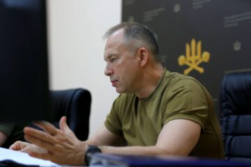 Щомісяця ворог збільшує своє угруповання на 9 тис. осіб, не дивлячись на втрати — Головнокомандувач ЗСУ