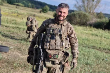 Бігти, щоб підтримати ППО «Трійки»: боєць 3 ОШБр Тарас Жук після важкого поранення організовує трейловий забіг