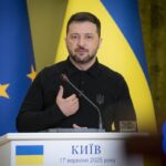 Росії не вистачає сил для проведення масових операцій на фронті — Президент