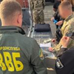 На Рівненщини чоловік намагався підкупити прикордонника, щоб допомогти другу-ухилянту