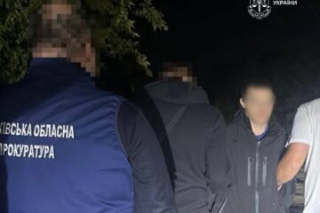 Обіцяв відстрочку за $3 тисячі: у Харкові затримали вигадливого ділка