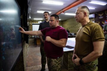Головнокомандувач ЗСУ відвідав Покровський та Добропільський напрямки