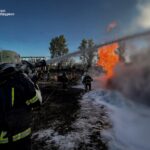 Окупанти вночі атакували два райони Київщини, виникли пожежі
