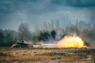 Денис Шмигаль привітав українських воїнів з Днем танкових військ