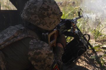 «Хочу обіймати доньку, а не ґрати» — історії тих, хто повернув собі свободу на фронті