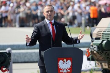 Президент Польщі Навроцький: “Я вимагаю від Німеччини репарацій”