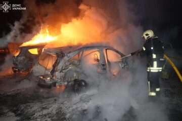 Росіяни атакували Суми, в місті масштабна пожежа