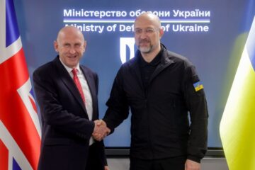 Шмигаль обговорив з міністром оборони Великобританії гарантії безпеки для України