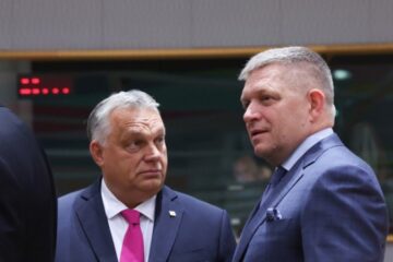 Угорщина і Словаччина «торгуються» із ЄС за зняття санкції із шести російських олігархів
