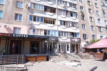У Запоріжжі унаслідок атаки російського дрона поранені люди (оновлено)