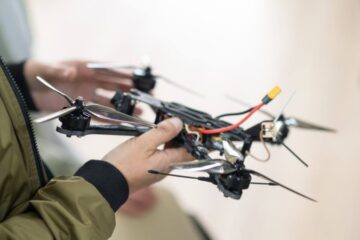 Розбирали FPV-дрон: на Харківщині унаслідок вибуху загинули двоє людей
