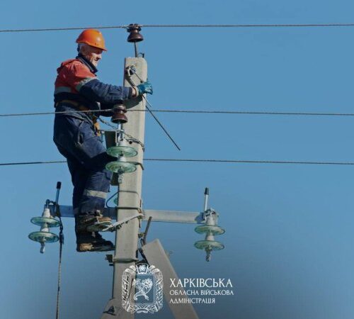 На Харківщині через російські обстріли без світла залишилися 7 тисяч споживачів