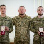 Зеленський нагородив державними нагородами контрактників, які прийшли до війська за програмою 18–24