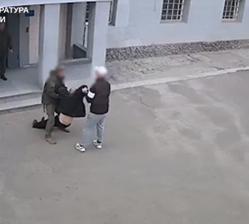 Скеровано до суду справу щодо 7 співробітників Харківського СІЗО, які залишили помирати ув’язненого після побиття