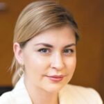 Пані посол України в США Ольга Стефанишина розпочне повноцінну роботу цієї п’ятниці