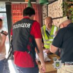 У Києві викрили посадовця Міноборони, який за $10 тисяч “бронював” чоловіків від мобілізації
