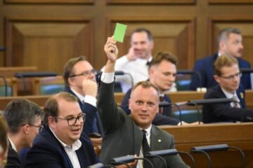 Сейм Латвії проголосував за повне закриття кордонів із Росією та Білоруссю