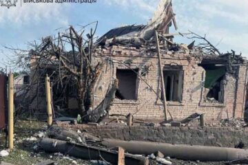 Головне за ніч та ранок неділі, 14 вересня: понад 180 штурмів ворога, ракетний удар по Дніпру, атака на Киришський НПЗ