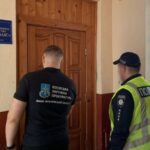 На Прикарпатті дев’ятьом посадовцям повідомлено про підозру у незаконній порубці дерев зі збитками на 721 млн грн