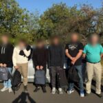 На Одещині затримали авто із п’ятьма чоловіками, які намагалися нелегально перетнути кордон