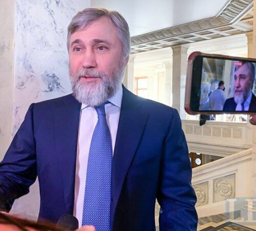 Суд обрав запобіжний захід «куратору» РПЦ в Україні, екснардепу Новинському, який переховується за кордоном