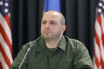 Умєров заявив, що наразі між Україною та Росією йдуть переговори лише з гуманітарних питань