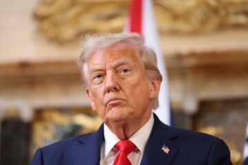 Суд відхилив позов Трампа проти New York Times