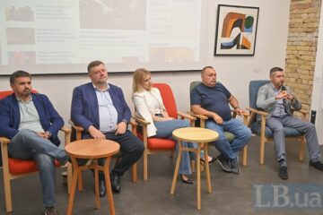 Що відбувається на фронті, з суспільством, міжнародною підтримкою і які  шанси на завершення війни?