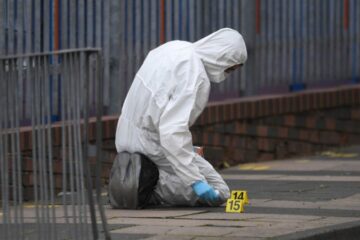 Четверо людей отримали поранення унаслідок стрілянини у британському клубі