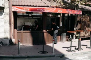 «Мусафір» на Подолі запустив віконце to-go