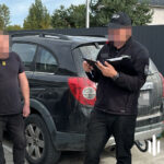 Переодягали цивільних у військових — на Київщині викрили схему розкрадання армійського пального