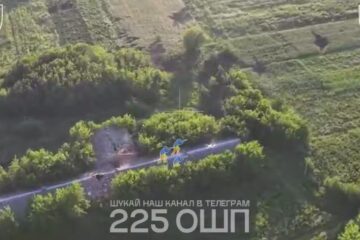 Оптоволоконні дрони допомагають бійцям 225 ОШП проводити зачистки будівель