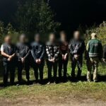 На Закарпатті затримали групу ухилянтів разом з переправником