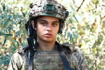 «Контракт підписують дуже гарні люди»: морпіх «Історик» розповів про рішення долучитись до ЗСУ