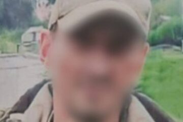 Ідентифіковано ще одного окупанта, причетного до знущань з цивільних у Капітолівці