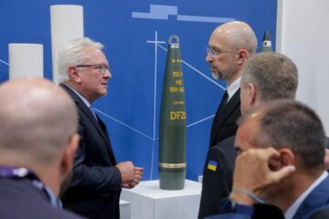 «У безпечному регіоні» — Україна виділила Rheinmetall землю для спільного заводу з виготовлення снарядів