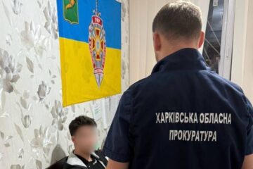 Правоохоронці затримали підпалювачів, які виконували замовлення рф у Харкові та на Буковині