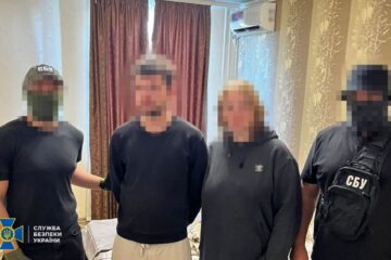 Сімейна пара розставляла «відеопастки» у багатоповерхівках, щоб коригувати ворожі удари по Києву