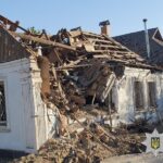 На Херсонщині росіяни скинули вибухівку з БПЛА на автівку поліцейських