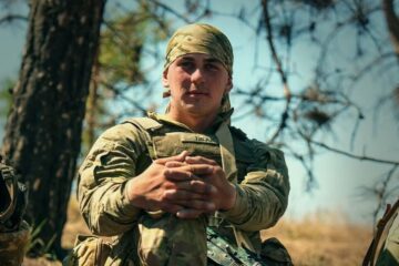 Став у стрій замість батька: доброволець «Їжак» проходить амфібійну підготовку
