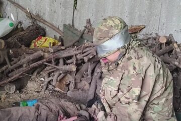 «Прішлі і забралі»: наші бійці під час штурму захопили в полон окупанта з Курська