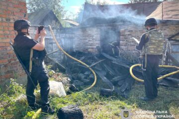 Наслідки обстрілів рф на Сумщині: пошкоджено транспорт і цивільну інфраструктуру