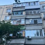 На Дніпровщині через атаки рф пошкоджено адмінбудівлю і релігійну установу, є поранені