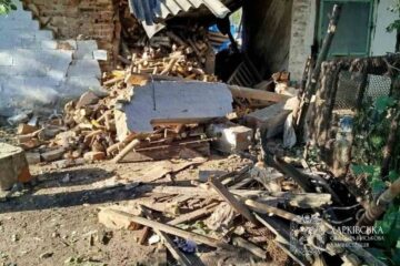 Наслідки обстрілів рф на Харківщині: є постраждалі, пошкоджено амбулаторію й енергомережу
