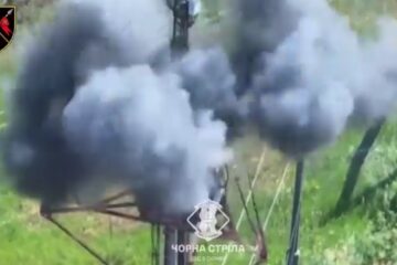 Цифрова гільйотина: українські FPV «відрубують» зв’язок російській армії