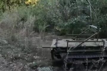 Робот веде людей крізь смерть: історія прориву спецпризначенців до держрубежу