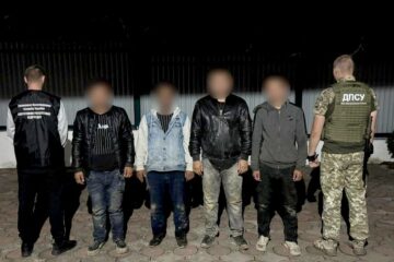 Всього за ніч на Закарпатті упіймали одразу 10 ухилянтів, які намагалися втекти за кордон