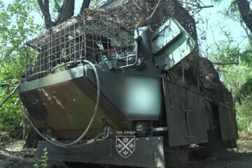 «Скіф» поділився враженнями від французького бронетранспортера VAB